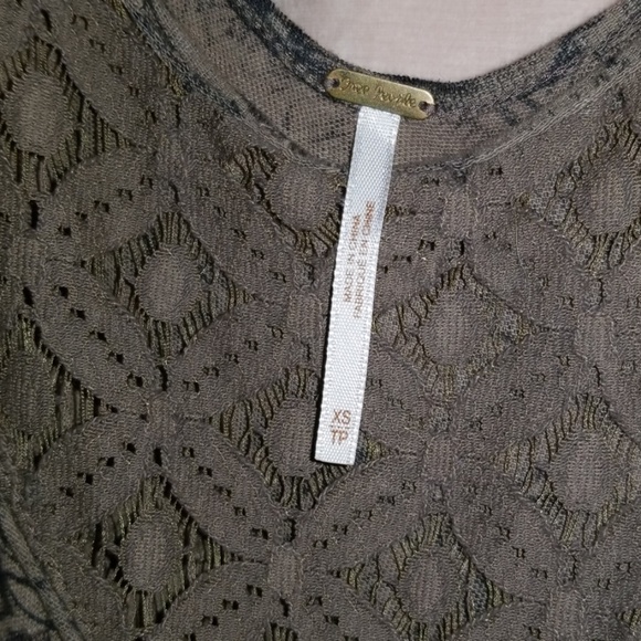 Top - Picture 3 of 5